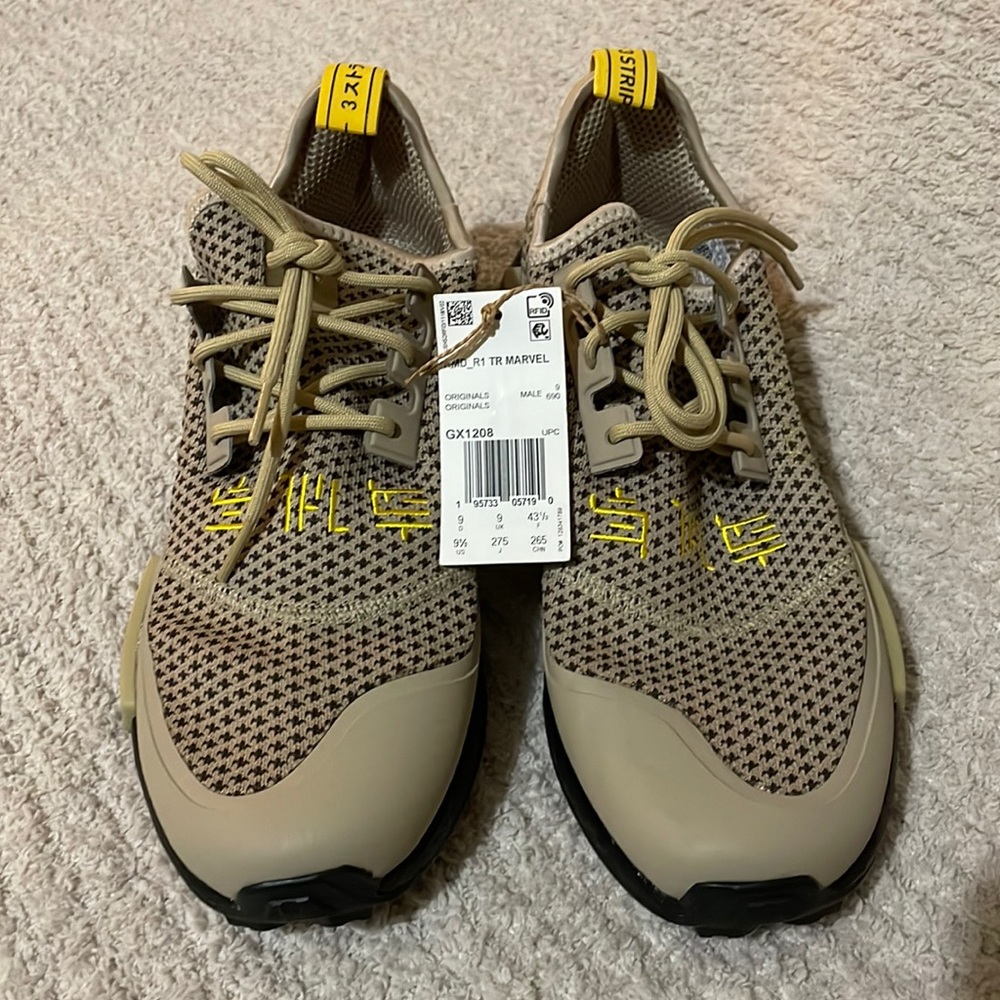 Adidas NMD_R1 TR MARVEL